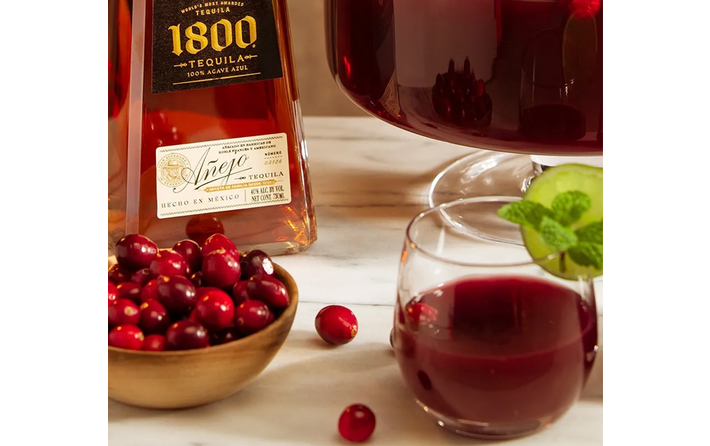 1800 Holiday Punch