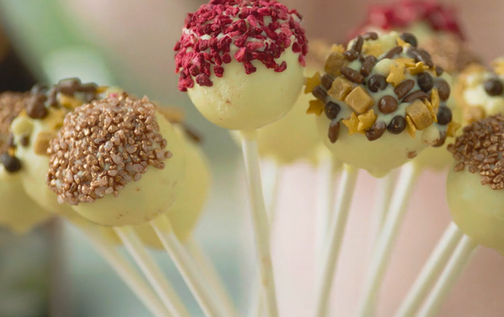Baileys Cake Pop Bouquets Cake Pops
